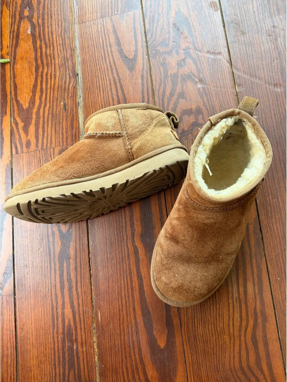UGG Classic Mini Shearling Lined Boots - Chestnut, Size 8